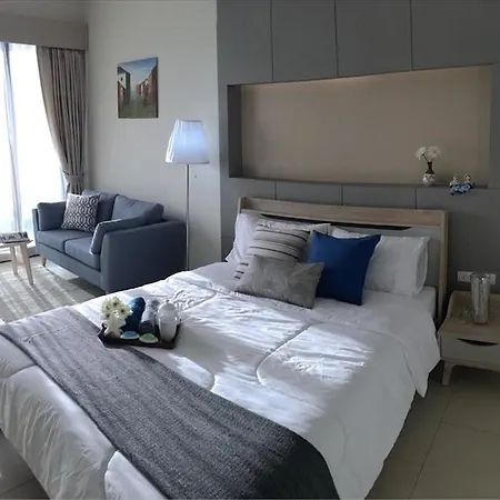 Zire Wongamat Condo Pattaya By Aj